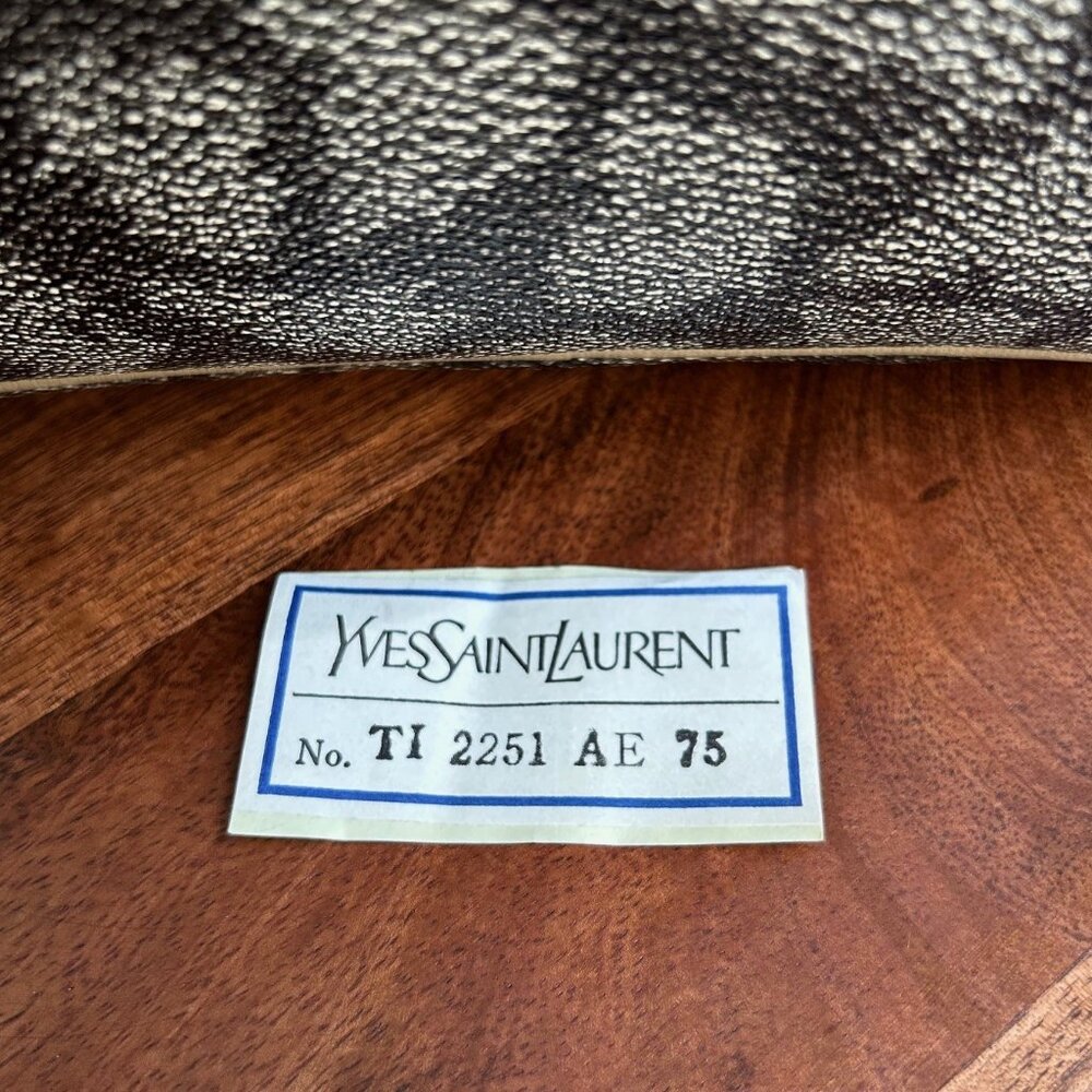 New YVES SAINT LAURENT Giraffe Print Accessory Pouch 🦒 - Picture 8 of 9